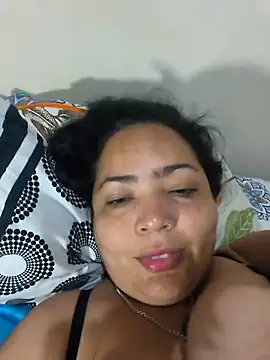Snapshot of NIKOLE1301 chatting on 07/05/26, 10:38 NIKOLE1301 online show from 07/05/26, 10:38