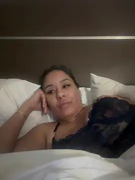 Snapshot of Aw_ThROAt9 chatting on 07/19/26, 10:12 Aw ThROAt9 online show from 07/19/26, 10:12