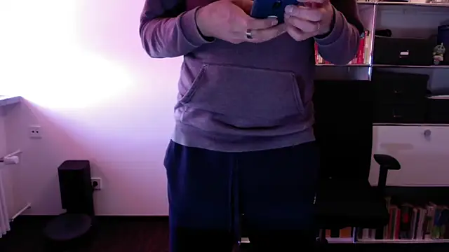 Slave 75 online show from 03/20/26, 10:16