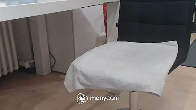 Supermen12171 online show from 02/22/26, 07:44