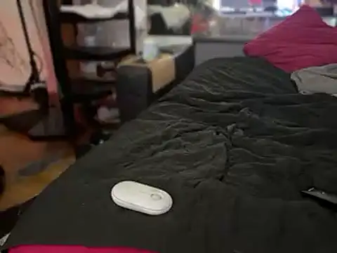 Snapshot of Sportparis4 chatting on 12/20/24, 06:02 Sportparis4 online show from 12/20/24, 06:02