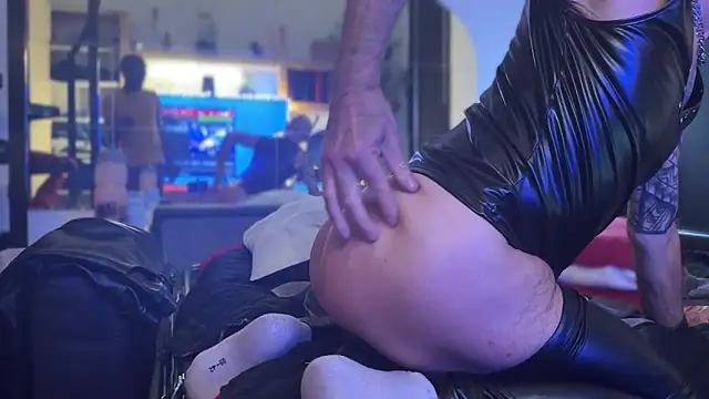 Snapshot of Sportparis4 chatting on 01/26/25, 12:16 Sportparis4 online show from 01/26/25, 12:16