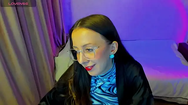 Snapshot of CurlySteph chatting on 02/15/26, 06:07 CurlySteph online show from 02/15/26, 06:07