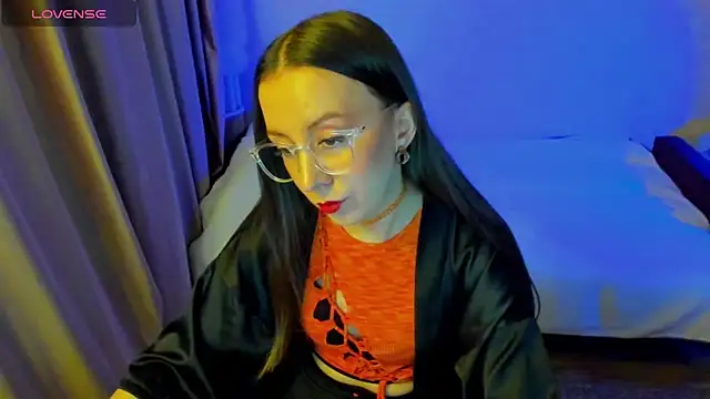 CurlySteph online show from 04/12/26, 07:39