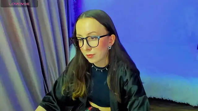 Snapshot of CurlySteph chatting on 01/16/26, 04:33 CurlySteph online show from 01/16/26, 04:33