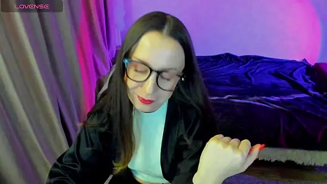 Snapshot of CurlySteph chatting on 02/25/26, 10:09 CurlySteph online show from 02/25/26, 10:09