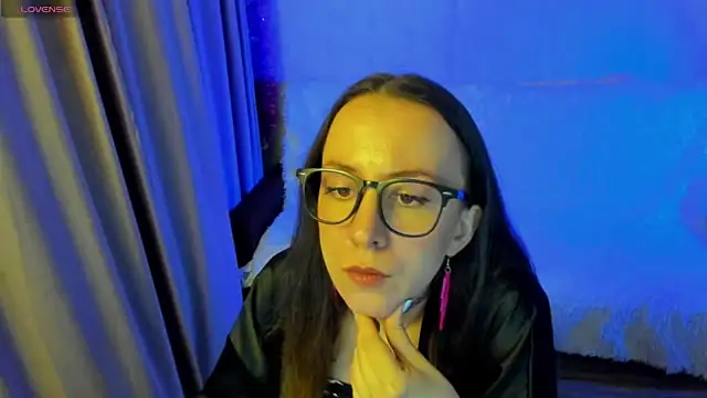 CurlySteph online show from 11/03/25, 07:39