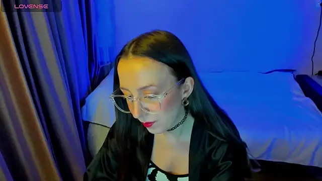 CurlySteph online show from 03/06/26, 06:25