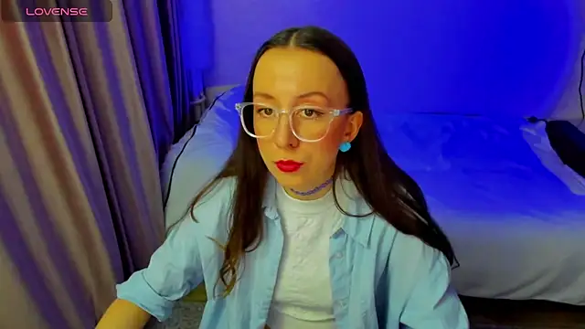 CurlySteph online show from 03/18/26, 07:15