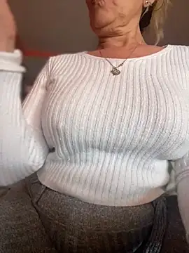 camelia3 online show from 02/08/26, 03:32