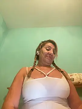 camelia3 online show from 11/16/25, 01:32