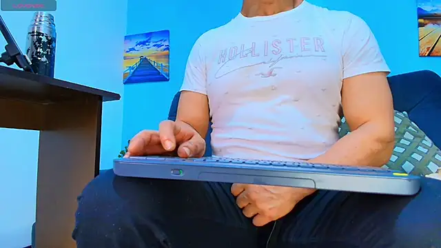 juanses n toro online show from 09/11/25, 01:44