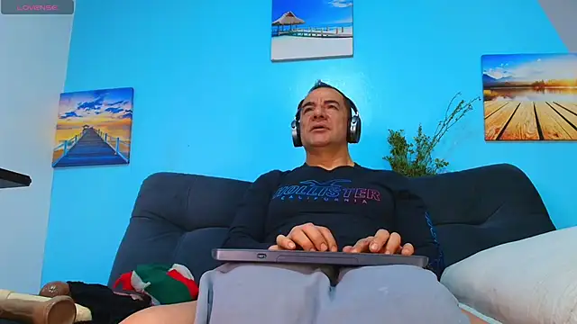 juanses n toro online show from 10/04/25, 01:12