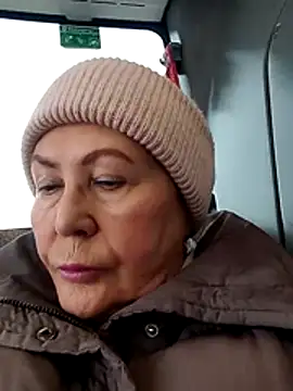 Hottie-Mom online show from 02/16/26, 10:25