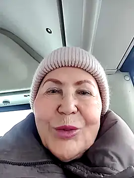 Hottie-Mom online show from 02/07/26, 10:45