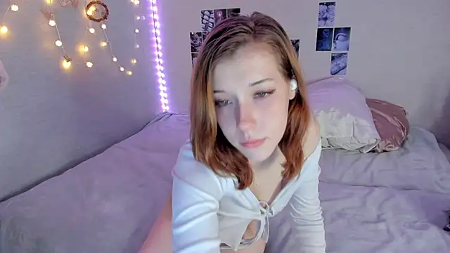 YunaPeace online show from 12/21/25, 11:34