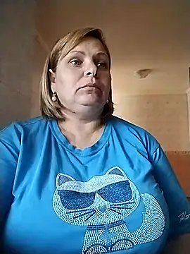 Snapshot of EvaCristal chatting on 05/07/26, 06:17 EvaCristal online show from 05/07/26, 06:17