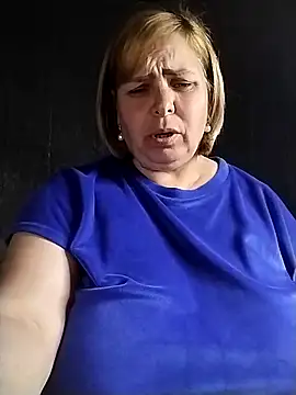 Snapshot of EvaCristal chatting on 05/01/26, 08:25 EvaCristal online show from 05/01/26, 08:25