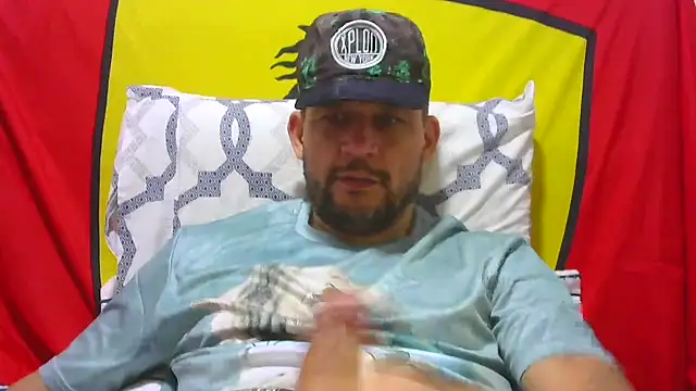 Snapshot of altenori112 chatting on 10/29/25, 10:20 altenori112 online show from 10/29/25, 10:20