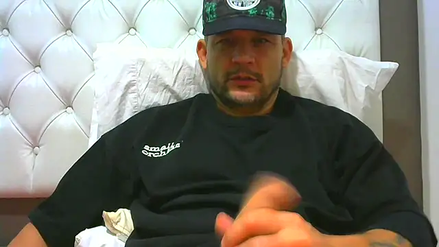 Snapshot of altenori112 chatting on 01/08/26, 11:27 altenori112 online show from 01/08/26, 11:27