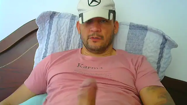 Snapshot of altenori112 chatting on 12/03/25, 08:30 altenori112 online show from 12/03/25, 08:30