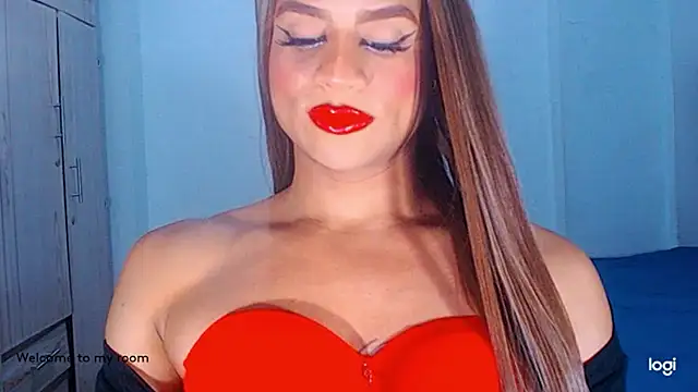 Snapshot of Valenntyna chatting on 05/19/26, 07:21 Valenntyna online show from 05/19/26, 07:21