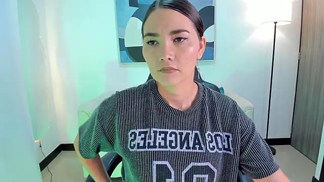 SaraParker  online show from 11/10/25, 11:43