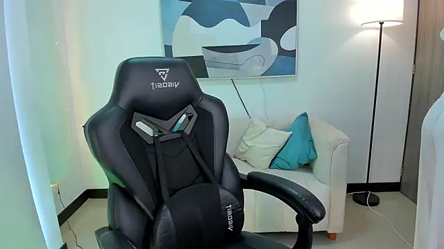 SaraParker  online show from 11/07/25, 05:50