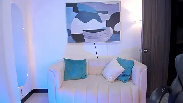 SaraParker  online show from 10/13/25, 02:13