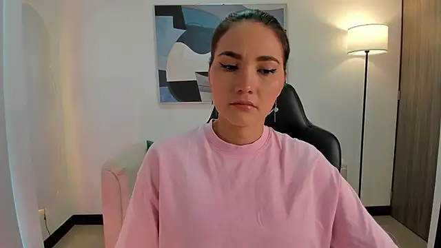 SaraParker  online show from 11/04/25, 04:11