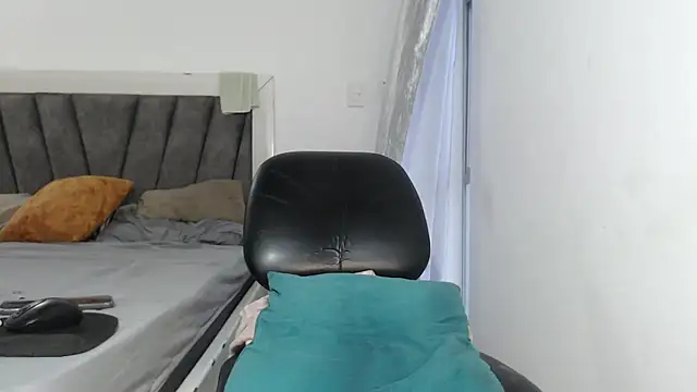 fisting room online show from 11/19/25, 10:21