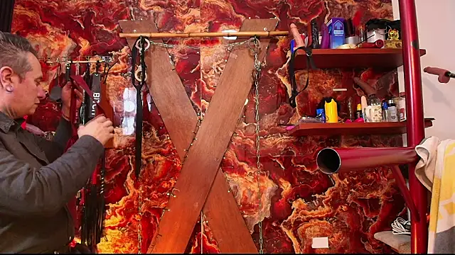 boy n girl online show from 02/10/26, 10:47