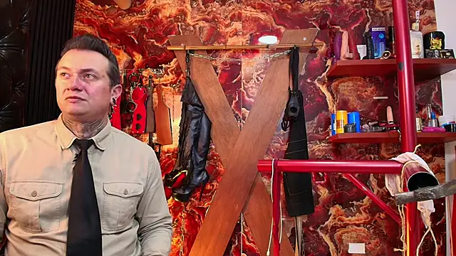 Snapshot of boy_n_girl chatting on 10/31/25, 09:17 boy n girl online show from 10/31/25, 09:17