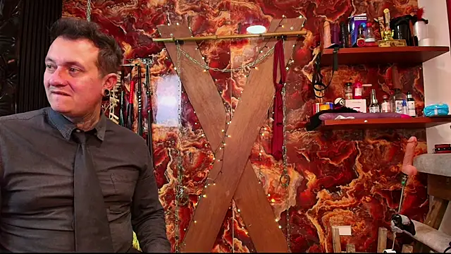 boy n girl online show from 04/14/26, 04:34