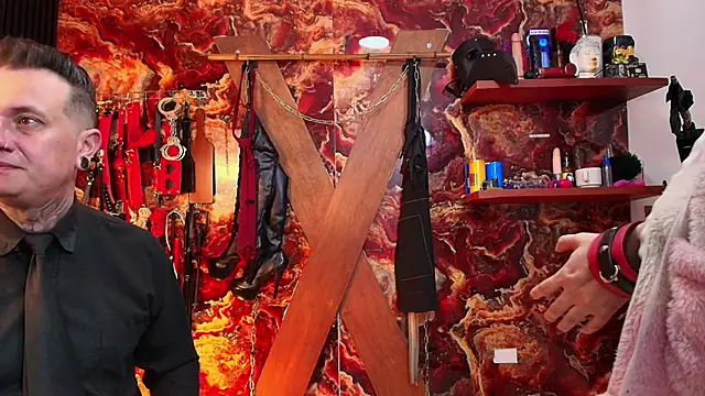 Snapshot of boy_n_girl chatting on 11/14/25, 09:24 boy n girl online show from 11/14/25, 09:24