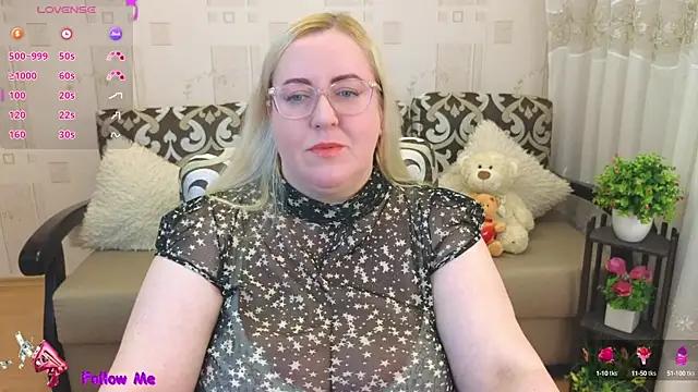 Snapshot of Ginesia chatting on 02/07/25, 01:43 Ginesia online show from 02/07/25, 01:43
