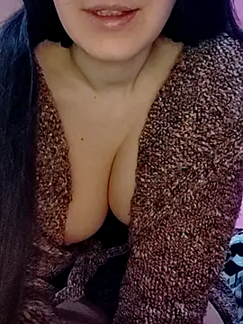 Amaya07 online show from 11/28/25, 09:59