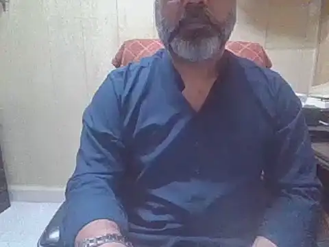 Snapshot of hairymaster95 chatting on 07/16/26, 04:31 hairymaster95 online show from 07/16/26, 04:31
