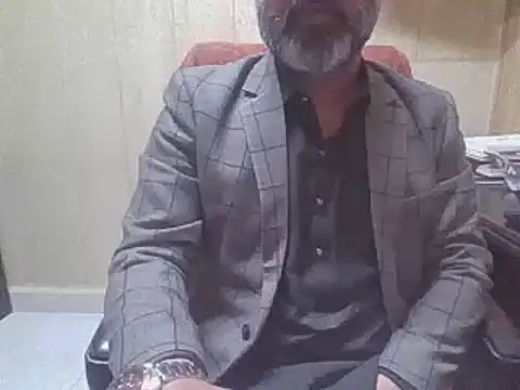 Snapshot of hairymaster95 chatting on 02/18/26, 06:11 hairymaster95 online show from 02/18/26, 06:11