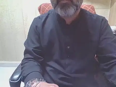 Snapshot of hairymaster95 chatting on 02/24/26, 07:09 hairymaster95 online show from 02/24/26, 07:09