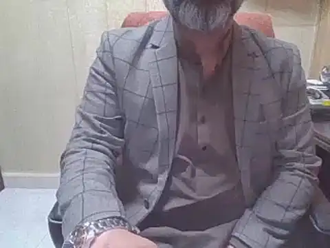 hairymaster95 online show from 12/01/25, 04:13