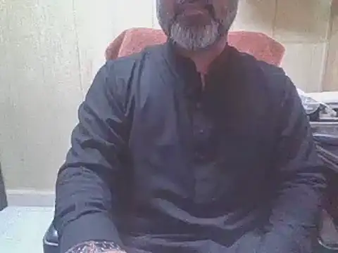 Snapshot of hairymaster95 chatting on 02/15/26, 06:03 hairymaster95 online show from 02/15/26, 06:03