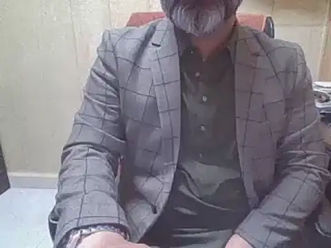 hairymaster95 online show from 11/28/25, 04:01