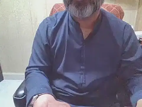 Snapshot of hairymaster95 chatting on 02/28/26, 08:03 hairymaster95 online show from 02/28/26, 08:03