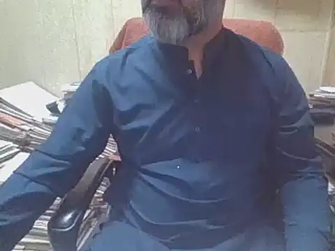 hairymaster95 online show from 11/17/25, 04:16