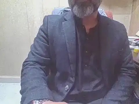 hairymaster95 online show from 12/18/25, 04:17