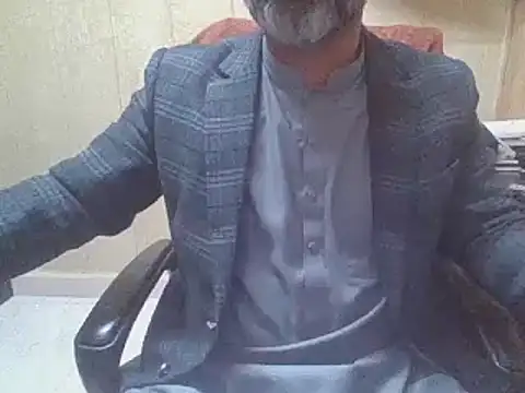 Snapshot of hairymaster95 chatting on 02/10/26, 06:23 hairymaster95 online show from 02/10/26, 06:23