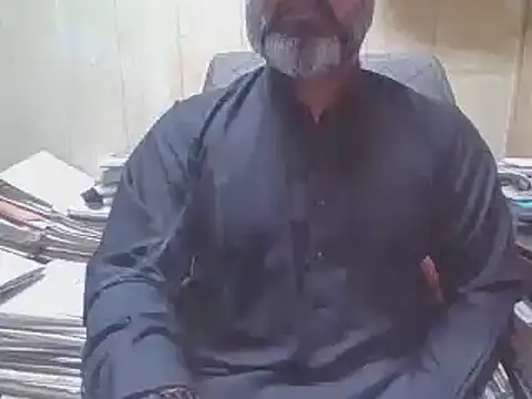 hairymaster95 online show from 11/20/25, 04:24