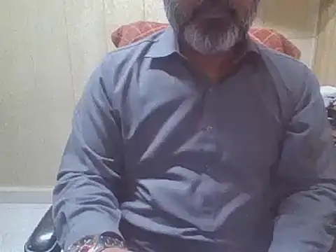 Snapshot of hairymaster95 chatting on 02/21/26, 06:59 hairymaster95 online show from 02/21/26, 06:59