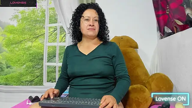 nikool32 online show from 04/06/26, 10:27